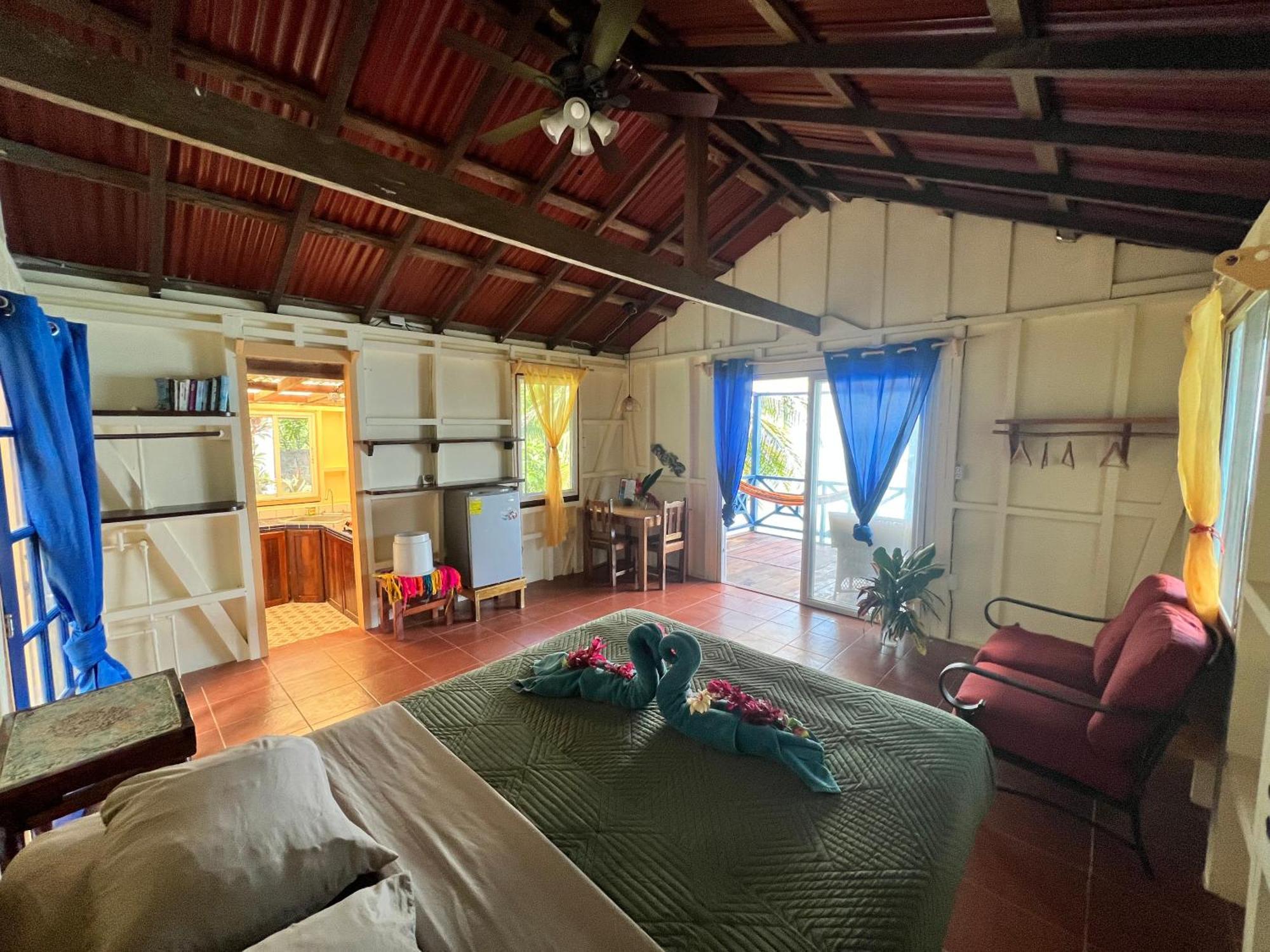 Tesoro Escondido Ecolodge Cabinas โบกัสทาวน์ ภายนอก รูปภาพ